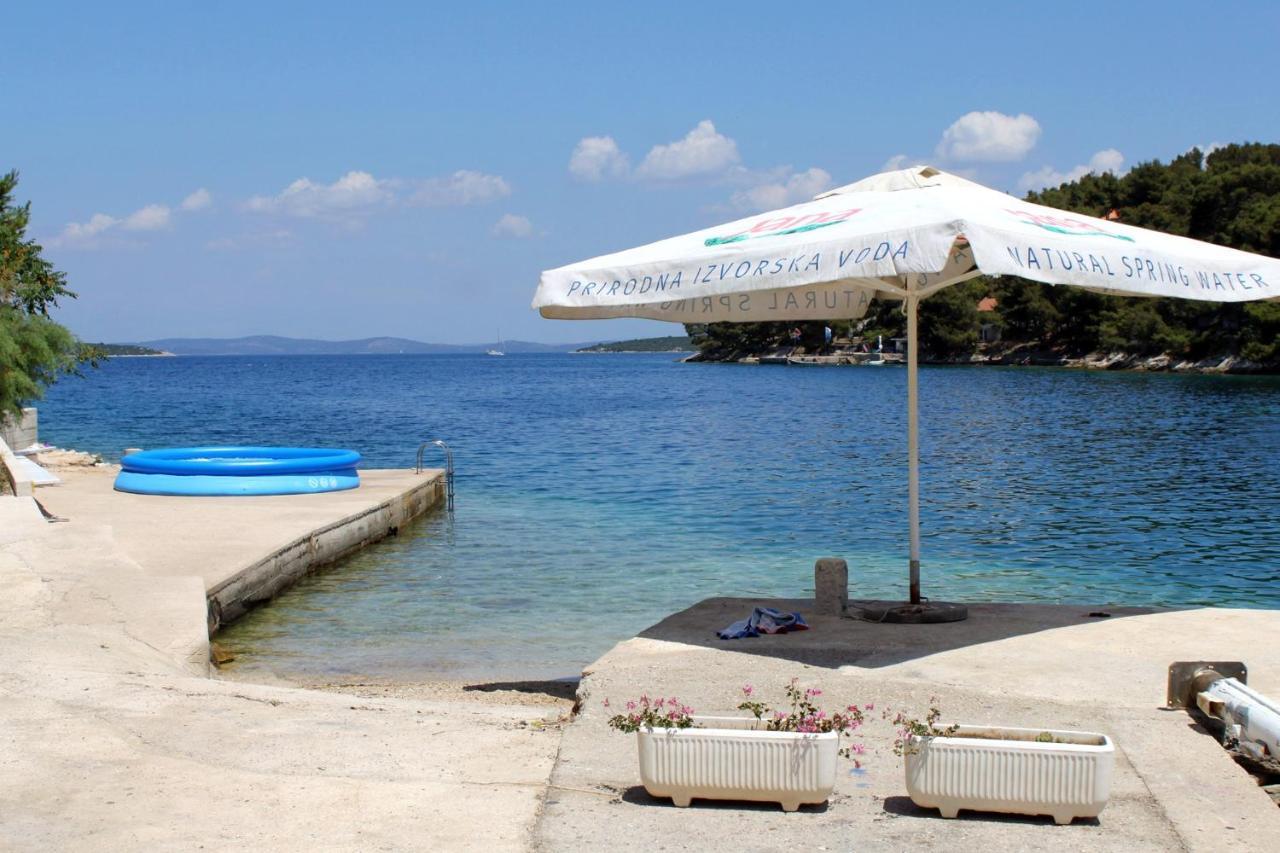 Apartments With A Parking Space Sali, Dugi Otok - 8084 المظهر الخارجي الصورة