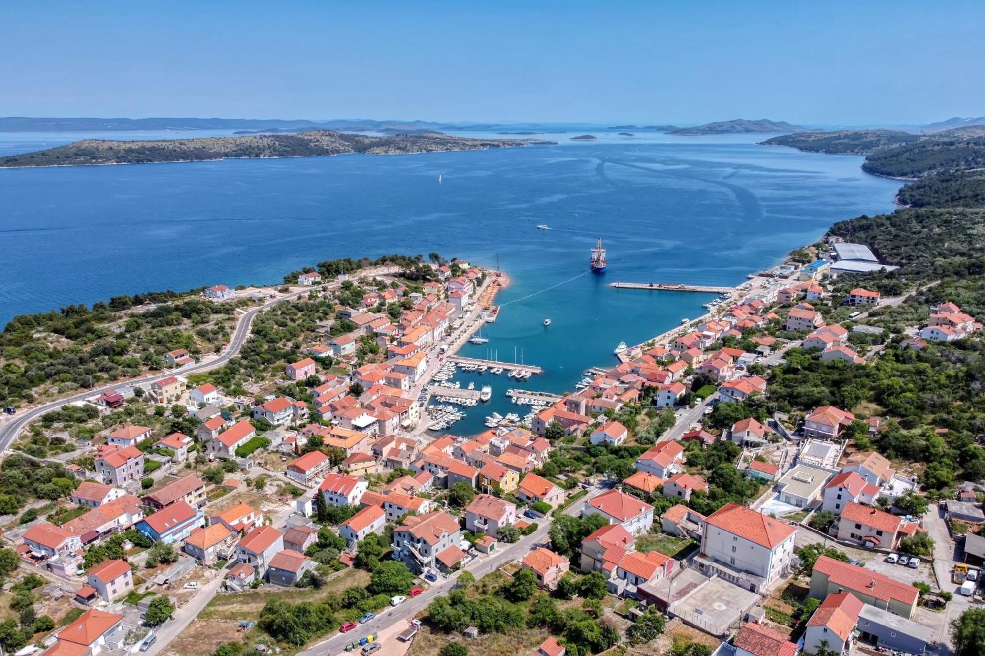 Apartments With A Parking Space Sali, Dugi Otok - 8084 المظهر الخارجي الصورة